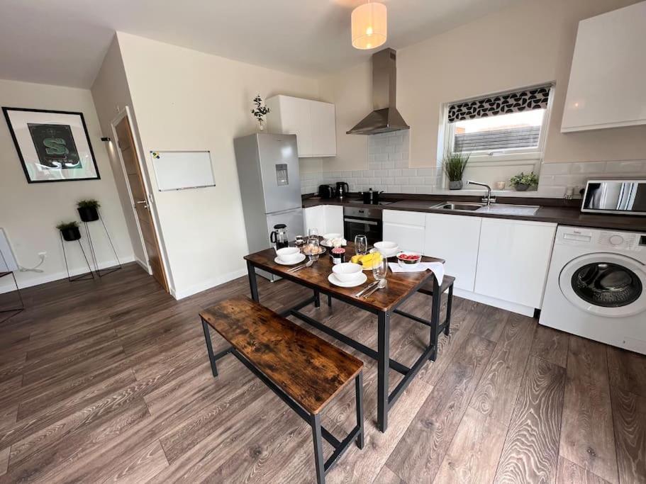 *Brand New* Luxury Country Lodge Burnham-on-Crouch Exterior photo